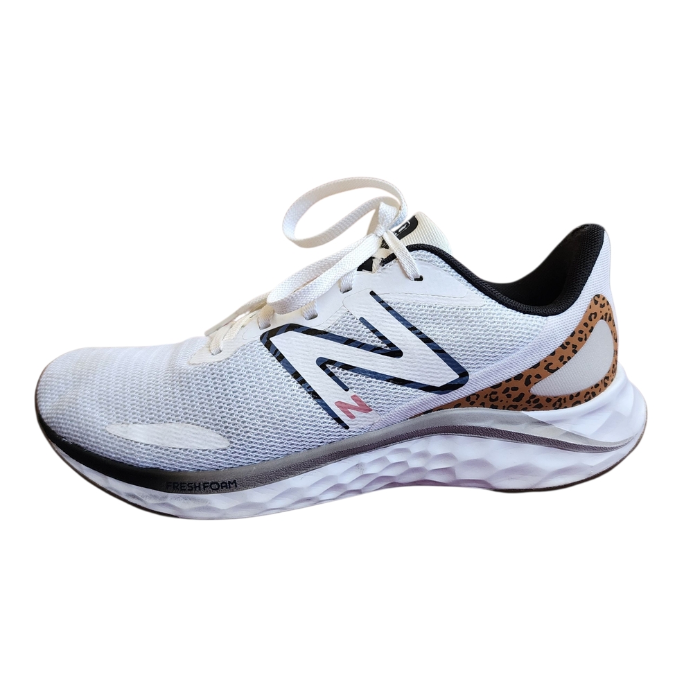 New Balance Fresh Foam Arishi Running Shoe White Leopard Print Size 9.5